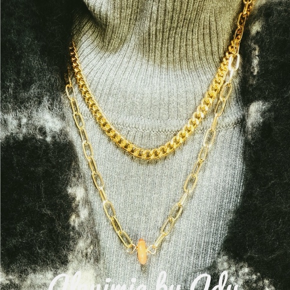 Gold statement chains layered  necklace - Picture 2 of 2